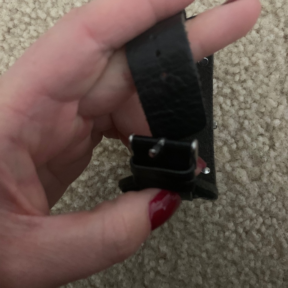 Fossil black leather wristlet thick band watch! - Picture 3 of 5